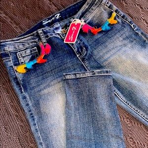 Seven7 Jeans